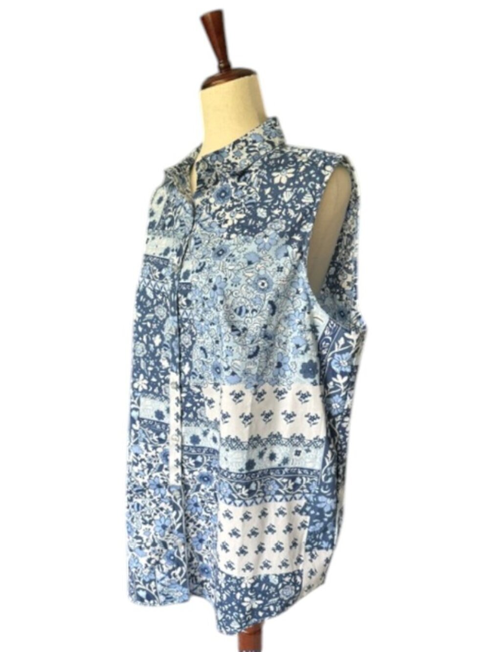 Woman Within Perfect Sleeveless Shirt French Blue Patched Paisley Plus 14/16 NWO - Picture 13 of 16